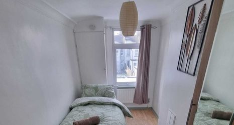 Others 2 Stylishly Designed House Dartford