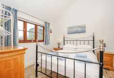 Others 3 Pol Glas Cabin