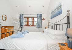 Others 4 Pol Glas Cabin