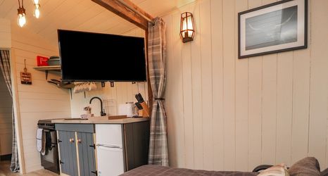 Others 2 Hillcrest Shepherds Hut