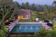 อื่นๆ Cool and Contemporary Hilltop Villa With Ocean Views