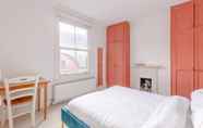 Lain-lain 2 Spacious and Serene 1 Bedroom Flat in Ravenscourt Park