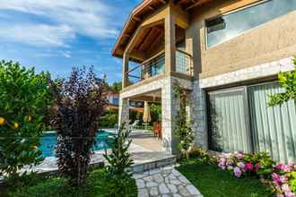 Others 4 Outstanding Villa With Private Pool and Jacuzzi in Fethiye