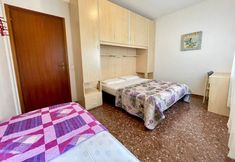 Lain-lain 3 Seaside Villa Surrounded by a Garden