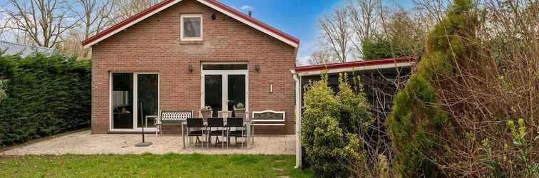 Others Welcoming Holiday Home in Baarland With Fenced Garden