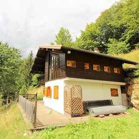 Primary image1Hilltop Chalet in Lamon With Views,多梅杰迪卡多雷別墅