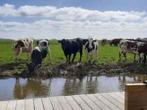 Others 4 Prive Jacuzzi, Cows, Dairyfarm, Relaxing, Sleeping