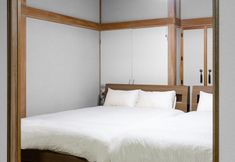 อื่นๆ 7 LANDMARK ANNEX