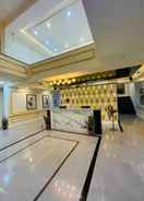 Meja sambut tetamu Prime Castle Luxury Hotel Sargodha