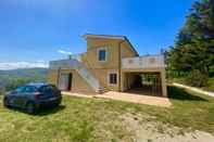 Others Beautiful Mountain View Home in Castilenti