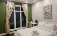 Lainnya 4 Luxurious Rooms in Pickering