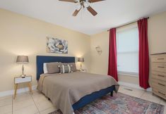 기타 4 Cordova Dream Manor