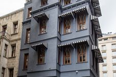 Khác Bguest Pera Suites