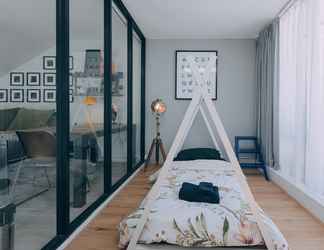 Lainnya 2 'The Lumos' Designer home