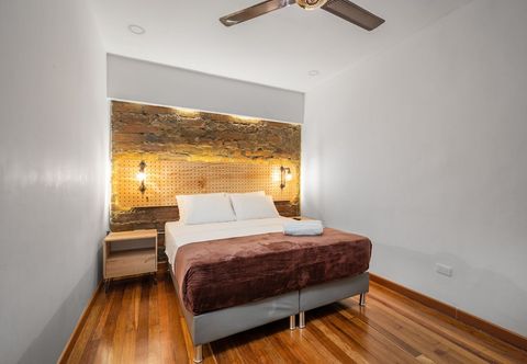 Lain-lain Casa Madera Parque Lleras by HOUSY HOST