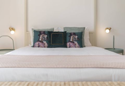 Others City Break by the Beach - Lido View Place