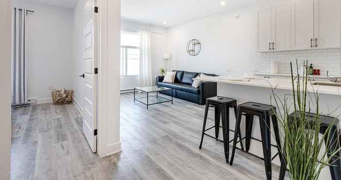 Others M11 Upscale Spacious 1BR w Kingbed AC in Heart of Plateau Mile-end