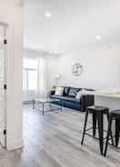 Primary image M11 Upscale Spacious 1BR w Kingbed AC in Heart of Plateau Mile-end