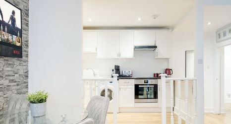Others 2 Stylish & Comfy Apartment in Marylebone