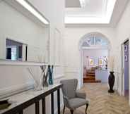 Lain-lain 3 Stylish Apartment in the Center of Naples