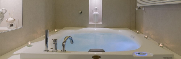 Others Pregiata Suite 25 con Jacuzzi by Wonderful Italy