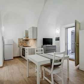 Room 1 Trinit 57 Apartment by Wonderful Italy, I Capricci di Marisol Hotels