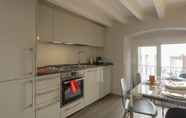 Khác 2 Boutique Apartment in Via Roma by Wonderful Italy