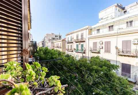 Others Casa Dante With Balcony by Wonderful Italy