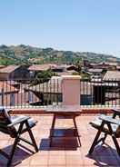 Bilik Gli Iris Apartments - Casa con Terrazza by Wonderful Italy