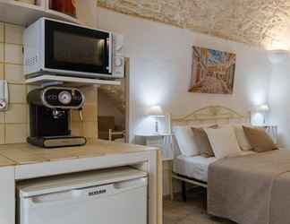 อื่นๆ 2 Ostuneon 900 in Ostuni