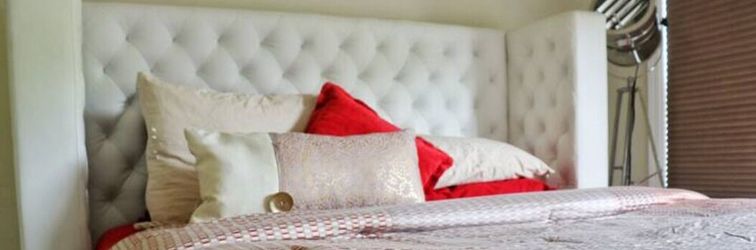 기타 Ravishing Downtown Home