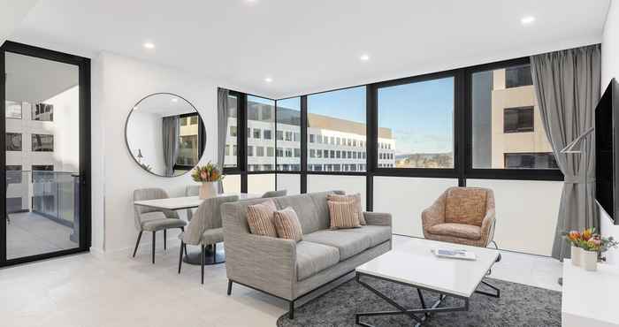 Others Meriton Suites Canberra