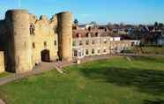 Others 5 2 Bed in Historic Tonbridge - 35 Mins From London