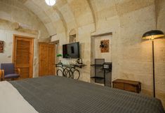 Khác 7 Bala Cave House