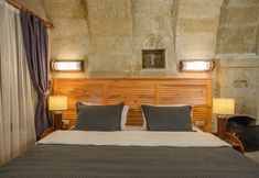 Khác 6 Bala Cave House