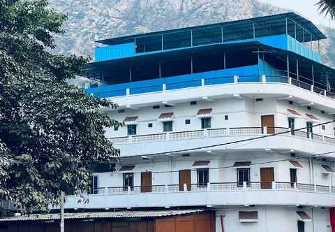 Lain-lain hotel rajgir international