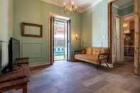 Others Beautiful Classic Designed 3-bed Villa in Lisboa