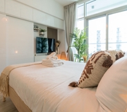 อื่นๆ 3 Stunning 1bedroom With Balcony in Harboor City