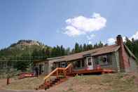 Others Rocky Mountain Retreat 2 Three Bedroom Cabin With Beautiful Views and Personal Hot Tub. 3 Cabin