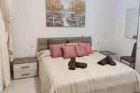 อื่นๆ Beautiful 2 Bed Apartment in Għajnsielem