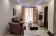 Others 5 Beautiful 2 Bed Apartment in Għajnsielem