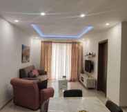 อื่นๆ 5 Beautiful 2 Bed Apartment in Għajnsielem