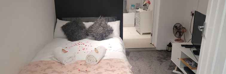 อื่นๆ Hidden Treasure- 2 Beds Sleeps 3 Gillingham