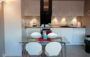 Others 5 Beautiful and Modern Apartment in North London