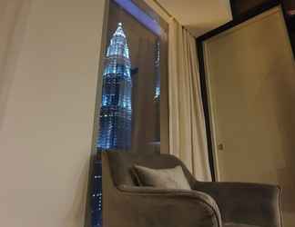 Lain-lain 2 Tropicana The Residence KLCC Golen Crown