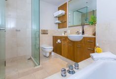 Lain-lain 6 Cozy Central Apt. w/ Pool & Gym by Zodiak Stays