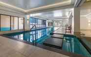 Others 3 Stylish Central City Apartment With  Pool & Gym