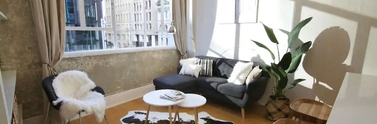 Others Stylish, Unique Loft. Superb Location On Queen St