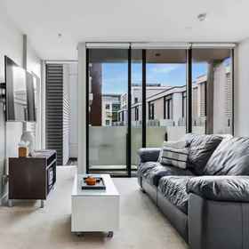 Primary image 1 Lovely And Cozy Apartment - Parking, Pool And Gym!, Takapuna Golf Course and Driving Range Hotels