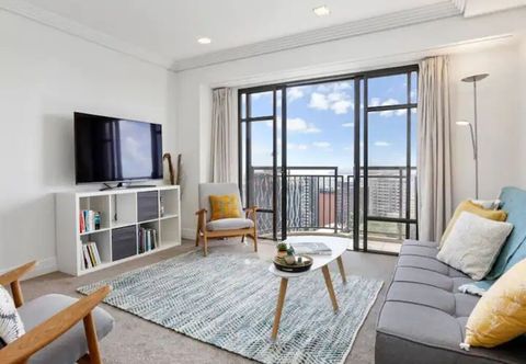 Others Bright 1 Bedroom Beauty with Balcony Zodiak Stays